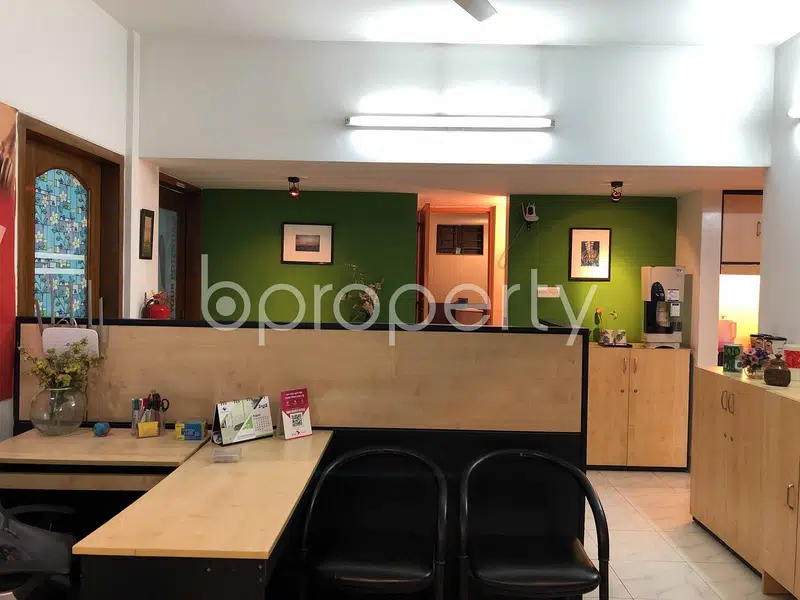 1500 Square Feet Furnished Office